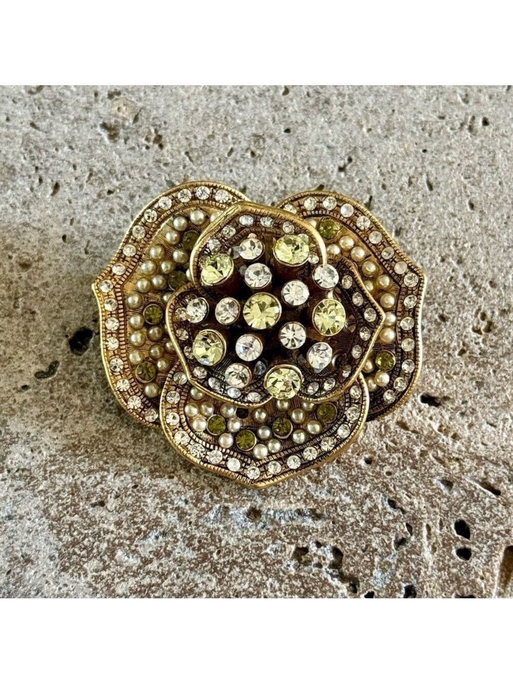 Lee Angel Flower Rhinestone Pin Brooch Gold Tone Vintage